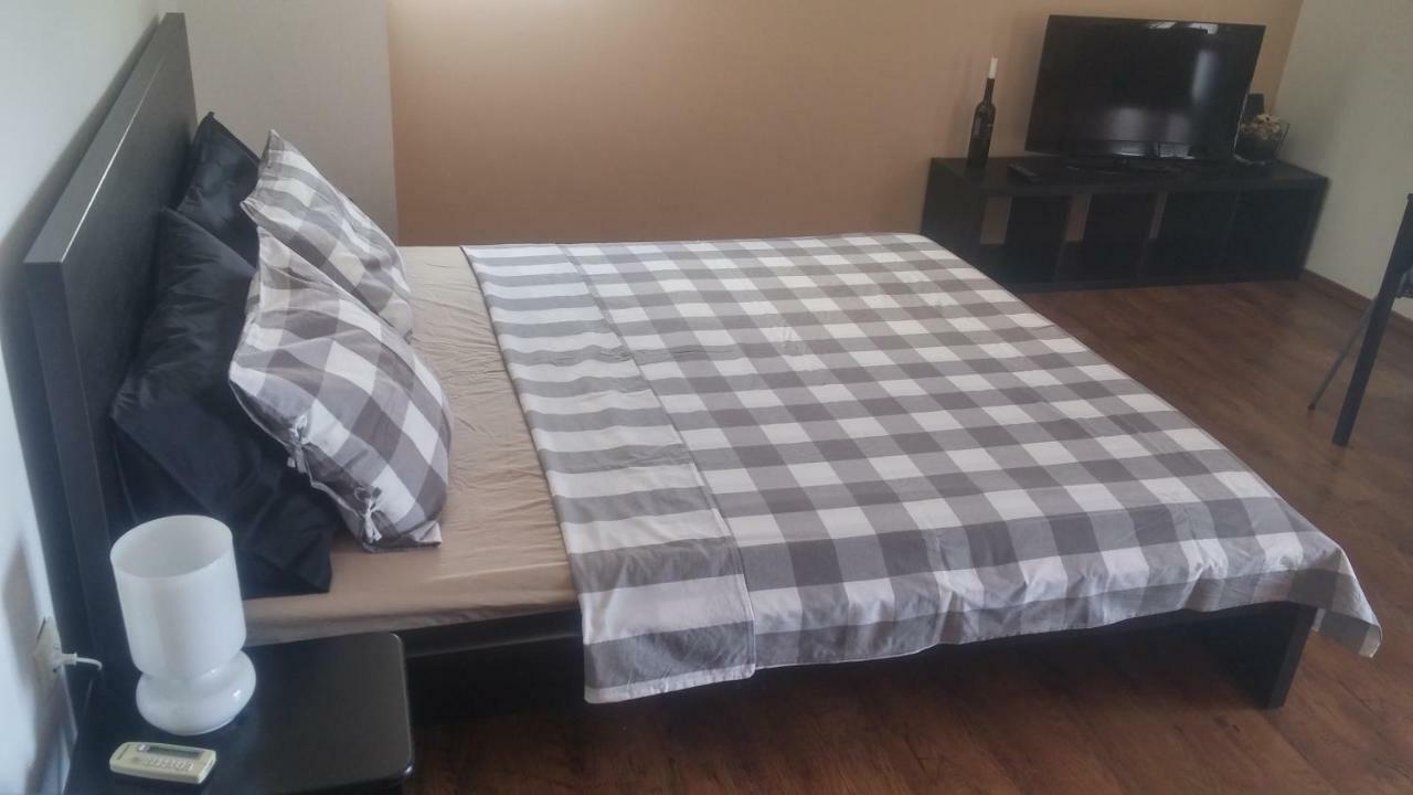 Emma Apartment *