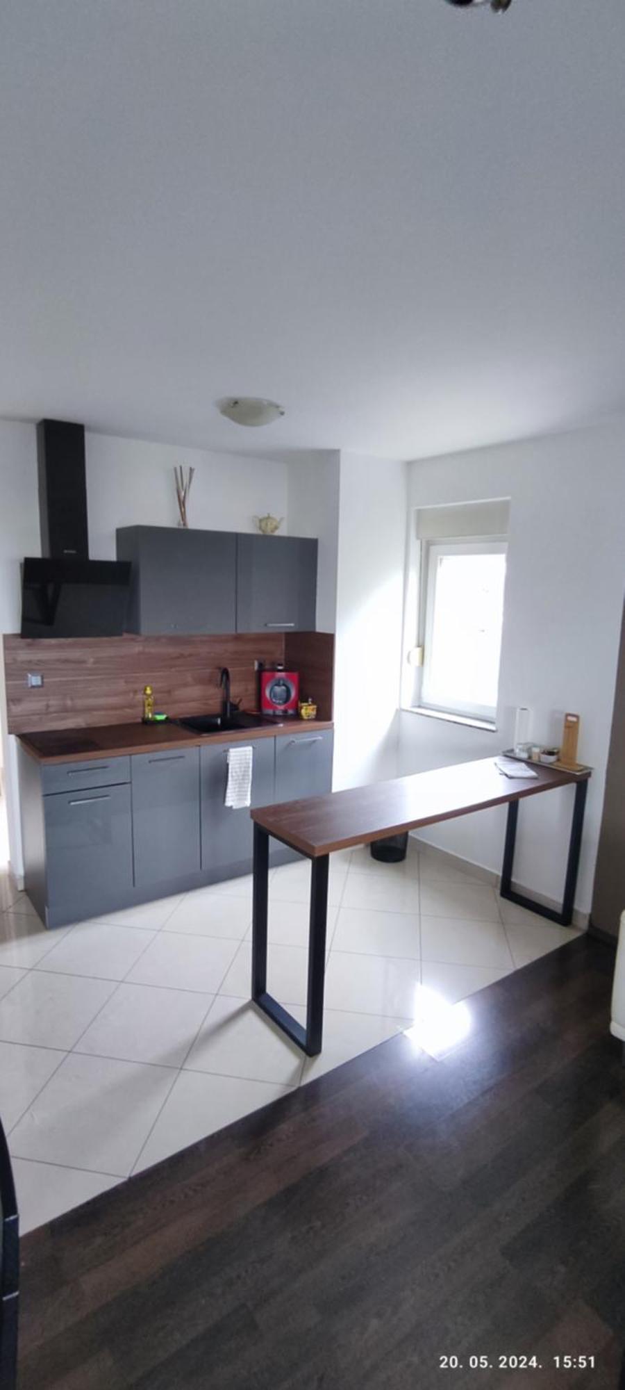 Emma Apartament *